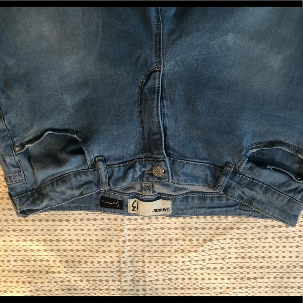 Garage Regular Wash Jeans